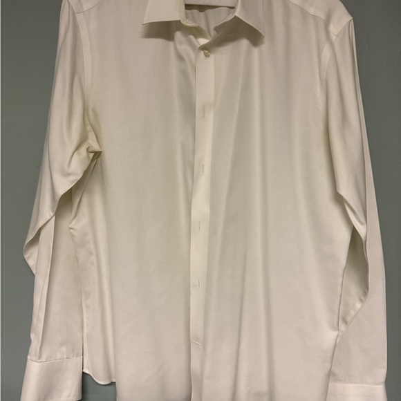 UNTUCKit Other - Men’s UNTUCKit White Long Sleeve Button Wrinkle Free Dress Shirt XL